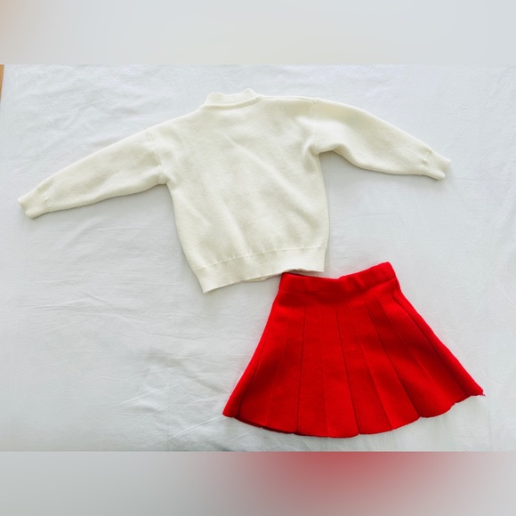 Cream and Red Strawberry Cardigan and Skirt Set Toddler Girl 3T - Picture 4 of 4